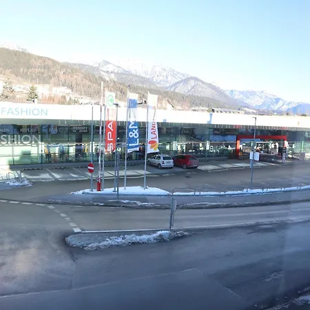 Jasmin シュラートミンク