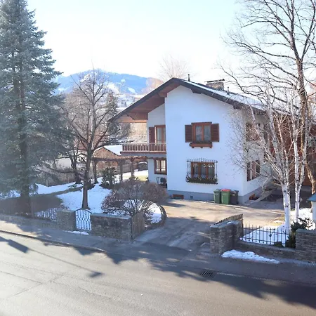 Jasmin アパート シュラートミンク