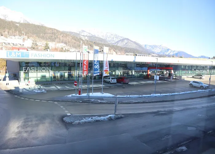 Jasmin Шладминг